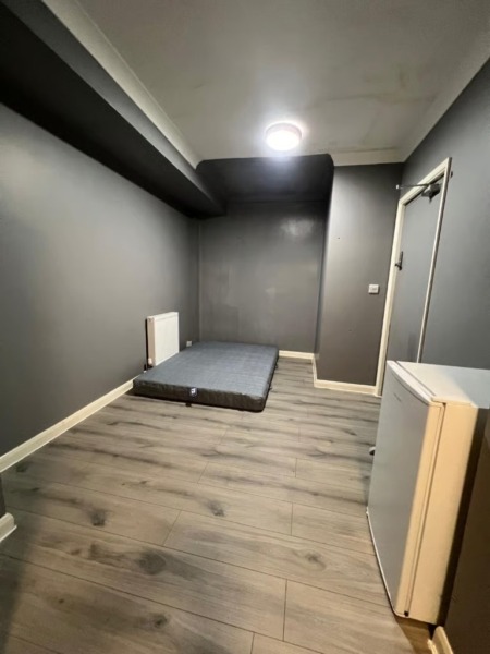 En-Suite in Roman Way, Thatcham, RG18 3BS