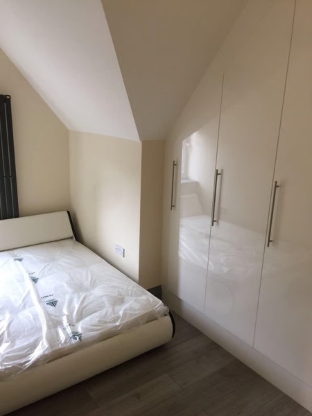 Room in Feltham TW13 7BJ