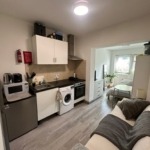 Studio Flat in Mandeville Road, Northolt, Middlesex, UB5 4LX