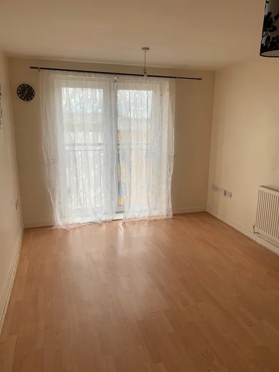 1 Bed-Flat in Northolt, UB56FW
