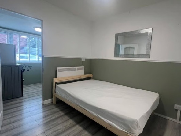 Studio in Greenford, UB6 0SQ