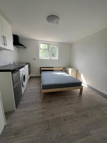 Studio Flat in Slough, SL1 5PR