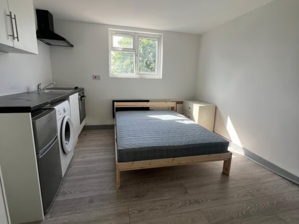Studio Flat in Slough, SL1 5PR
